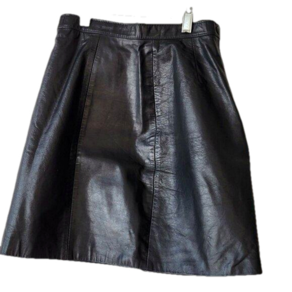 Black leather mini pencil skirt, EUC, sz 5-6